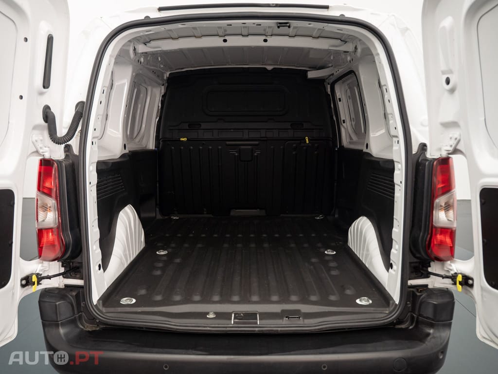 Peugeot Partner 1.5 BlueHDi Premium Standard