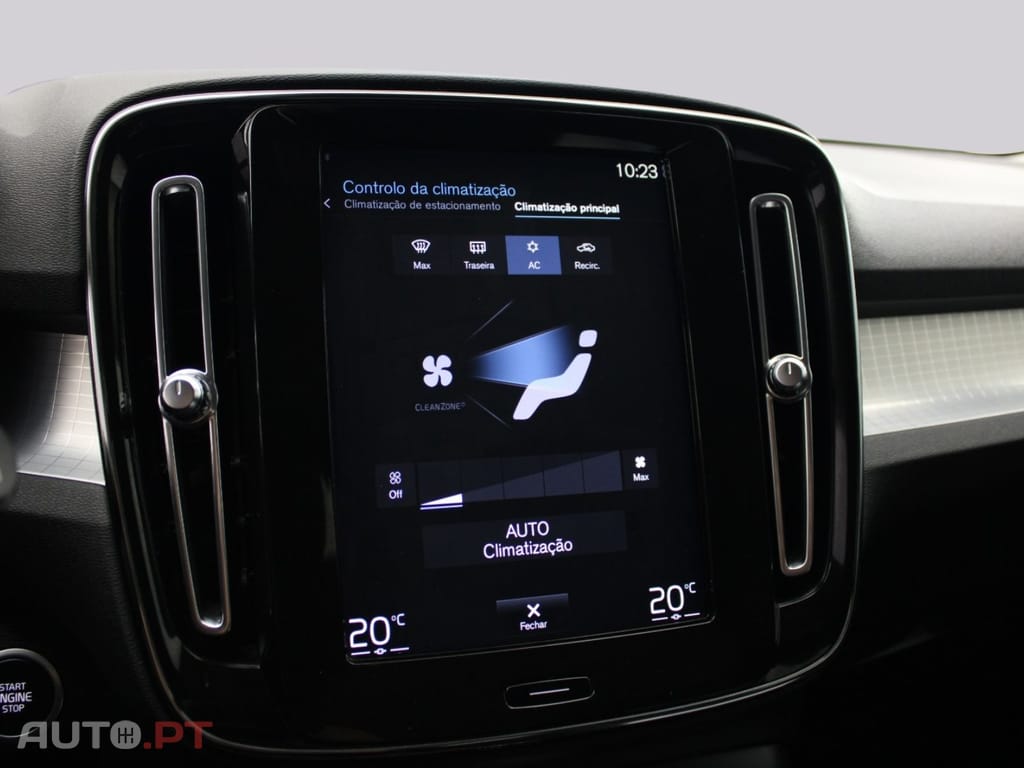 Volvo XC40 1.5 T2 MOMENTUM