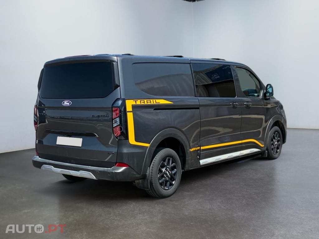 Ford Transit Custom 320 L2 2.0 EcoBlue Trail AWD Aut.