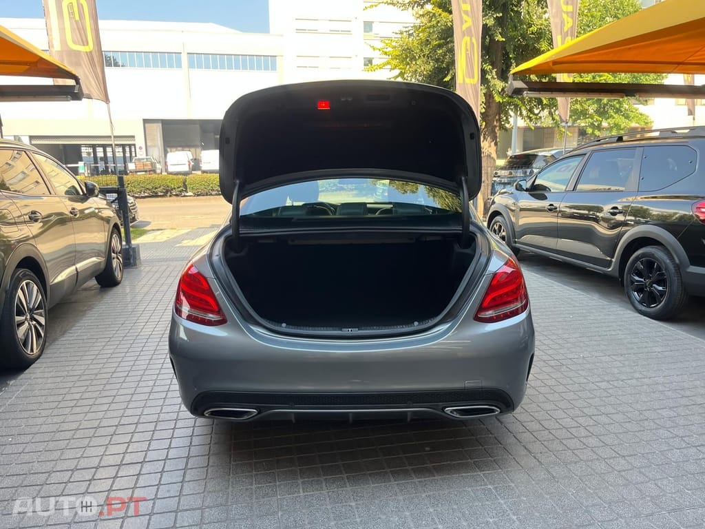 Mercedes-Benz C 200 D AMG LINE