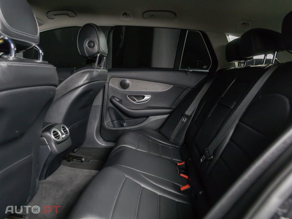 Mercedes-Benz C 300 de AMG Line