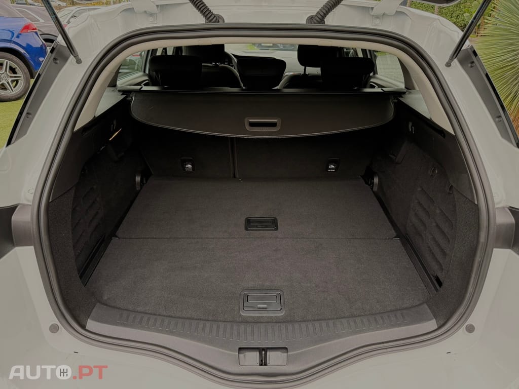 Renault Mégane Sport Tourer 1.5 Blue dCi Equilibre EDC