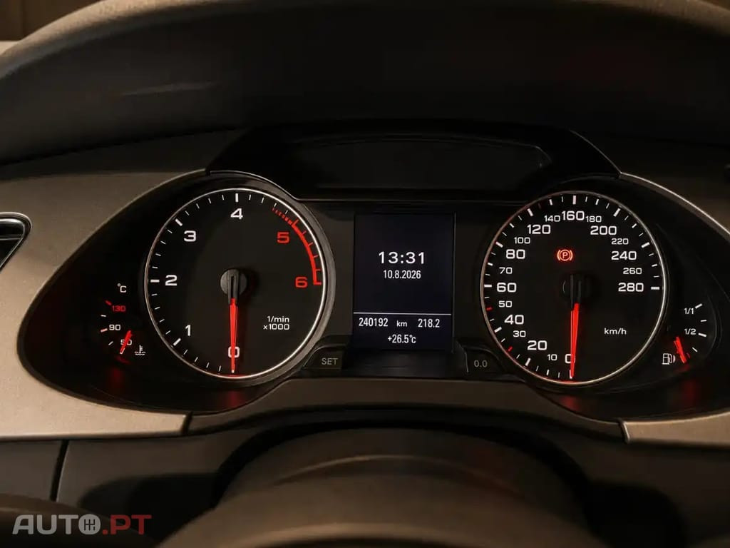 Audi A4 Avant 2.0 TDI S-line — fotografia 12