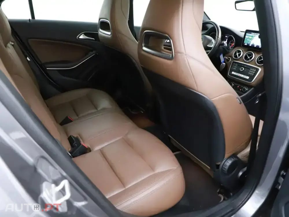 Mercedes-Benz A 200 d 4Matic 7G-DCT AMG Line