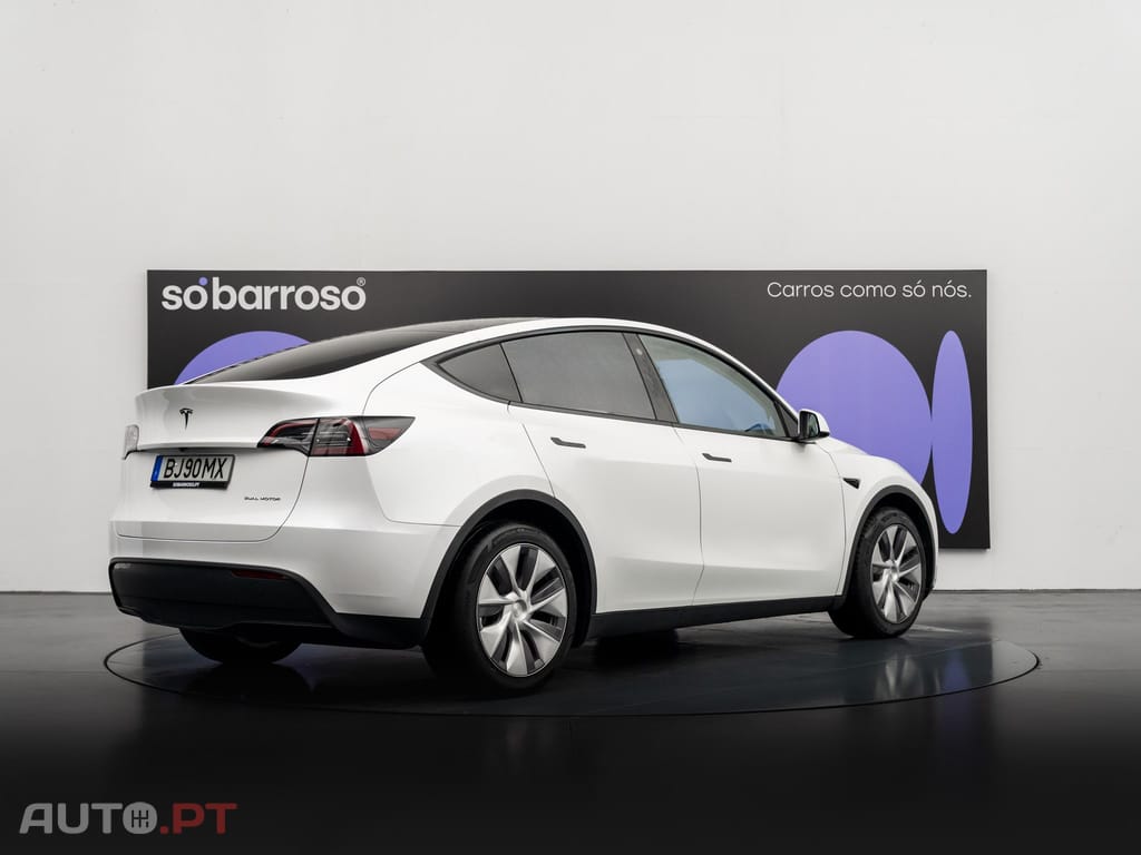 Tesla Model Y Long Range Tração Integral