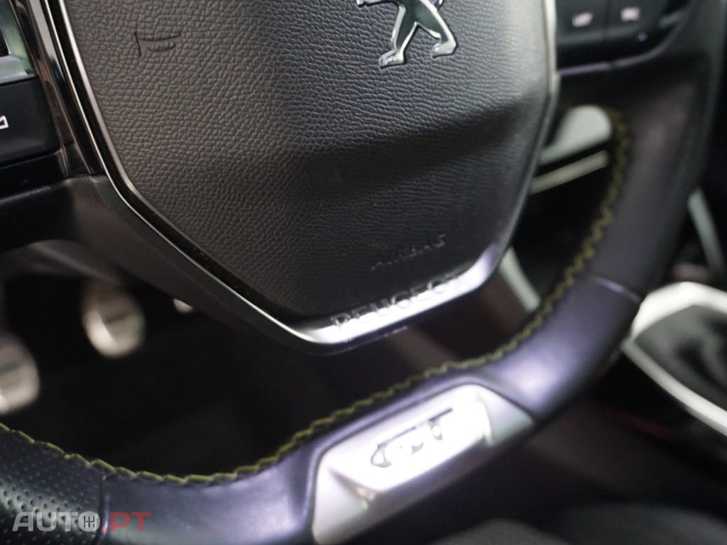 Peugeot 2008 1.2 PureTech GT Line