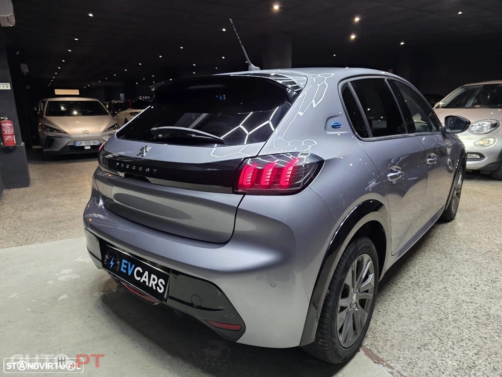 Peugeot E-208 50 kWh Active Pack