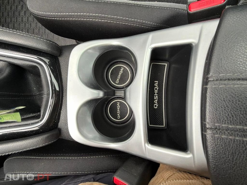 Nissan Qashqai 1.3 DIG-T N-Connecta