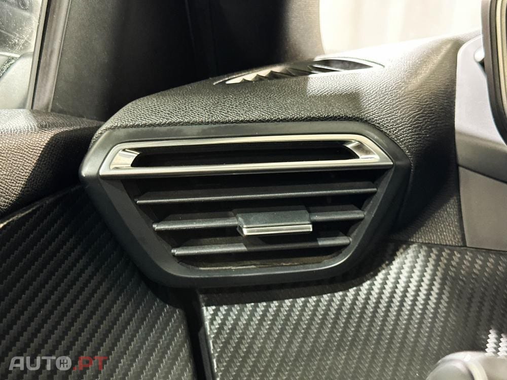 Peugeot E-2008 50 kWh GT Pack