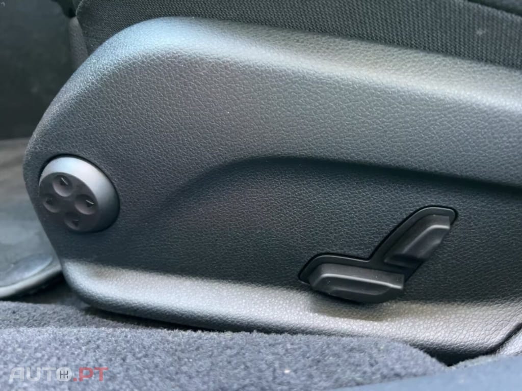 Mercedes-Benz E 300 de AMG-Line I.V.A DEDUTIVEL