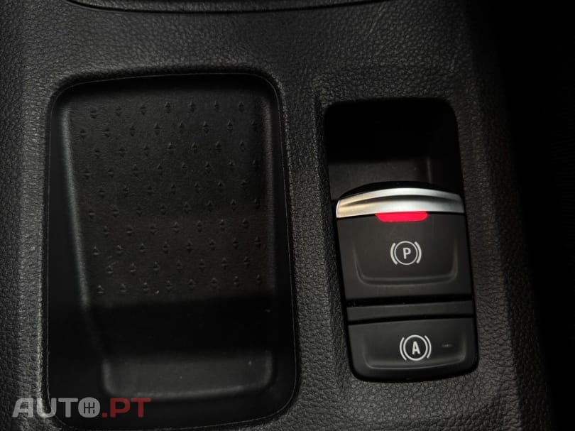 Renault Captur 1.6 E-Tech Plug-In Intens