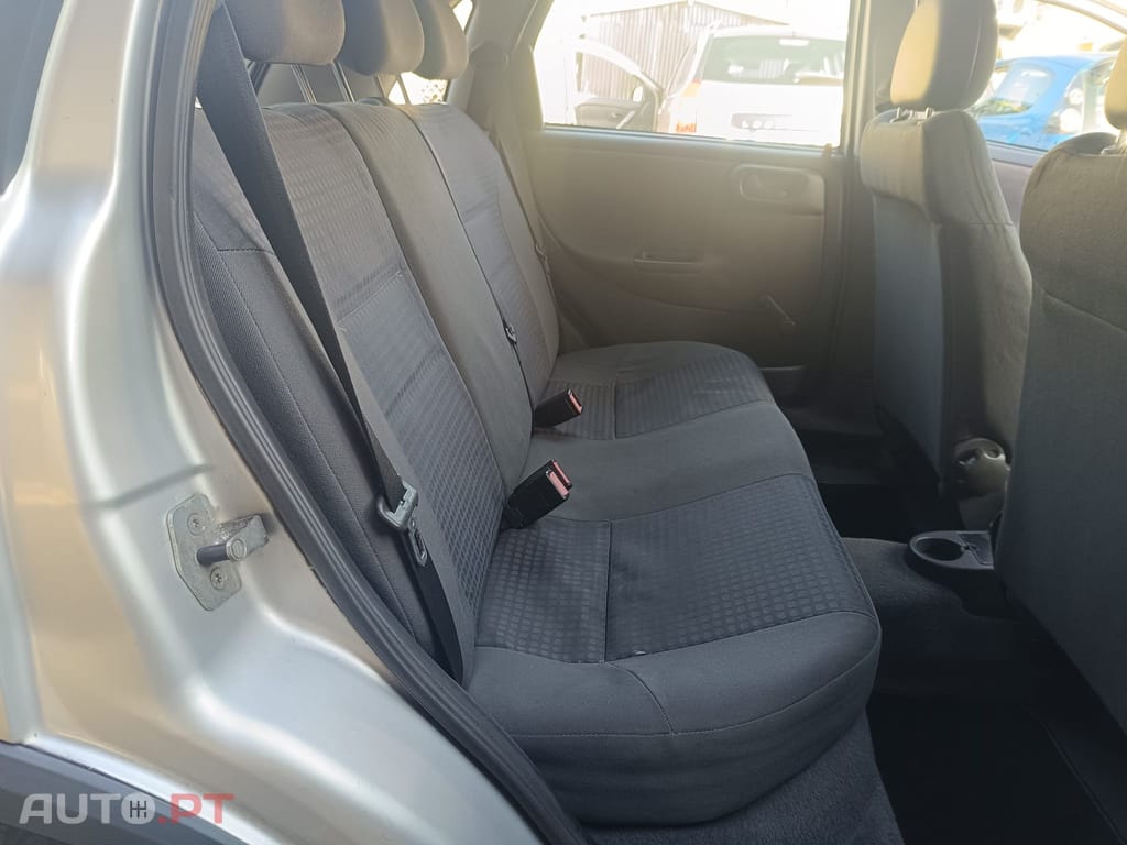 Opel Corsa 1.2 16V Confort