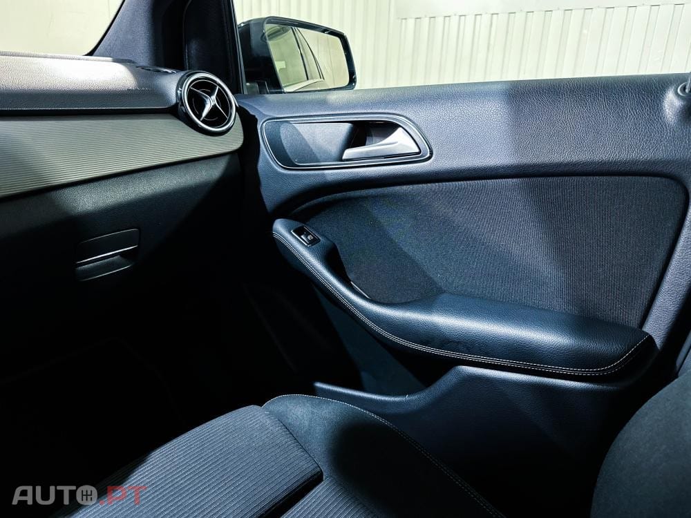Mercedes-Benz B 180 d Urban