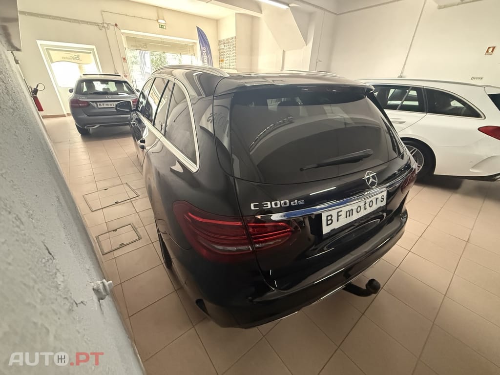 Mercedes-Benz C 300 de AMG Line