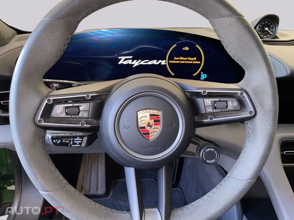 Porsche Taycan Turbo I.V.A DEDUTIVEL