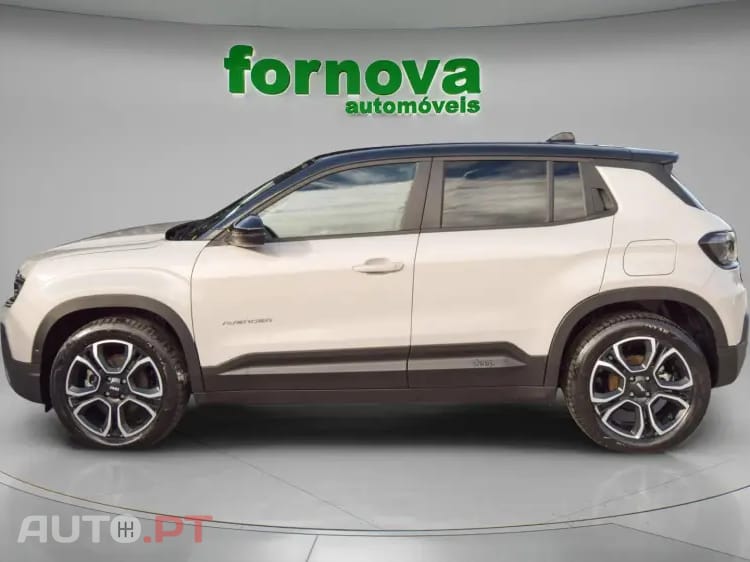 Jeep Avenger 54 kWh Summit