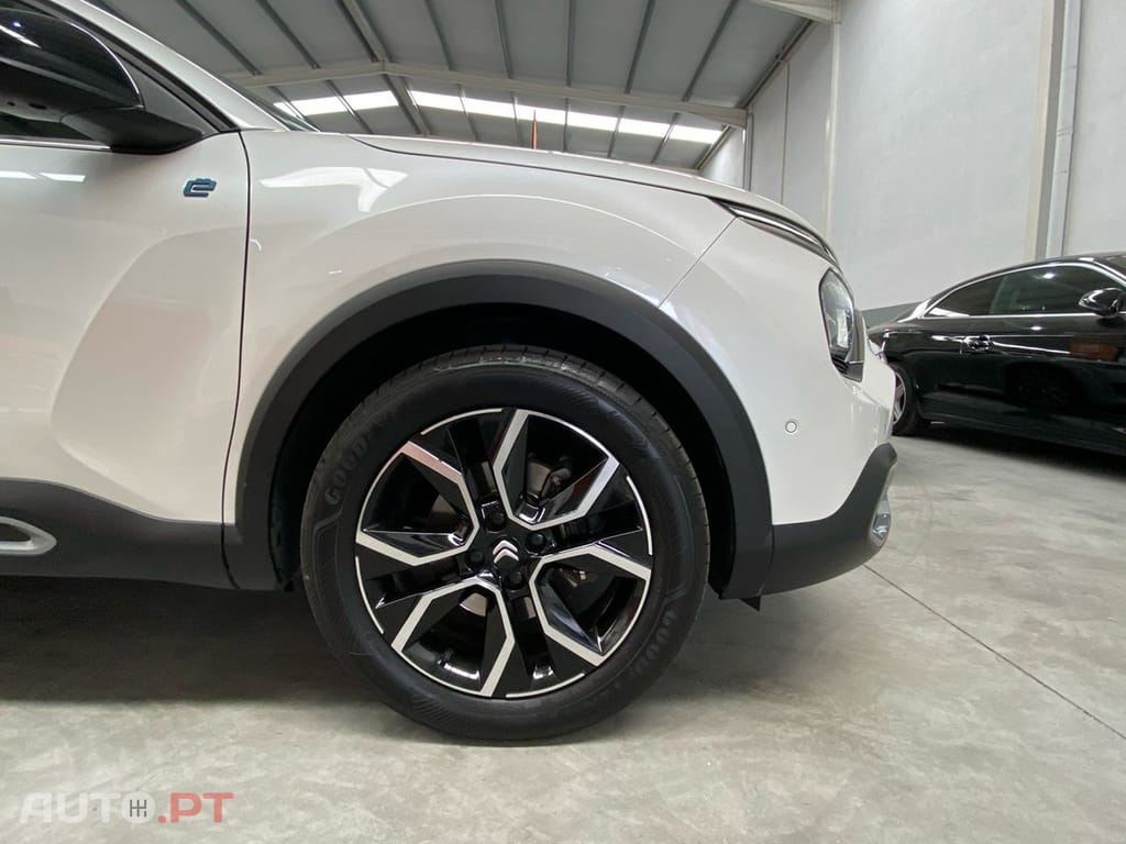 Citroen e-C4 X 50 kWh Shine