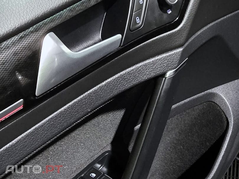 Volkswagen Golf GTI Performance BlueMotion DSG