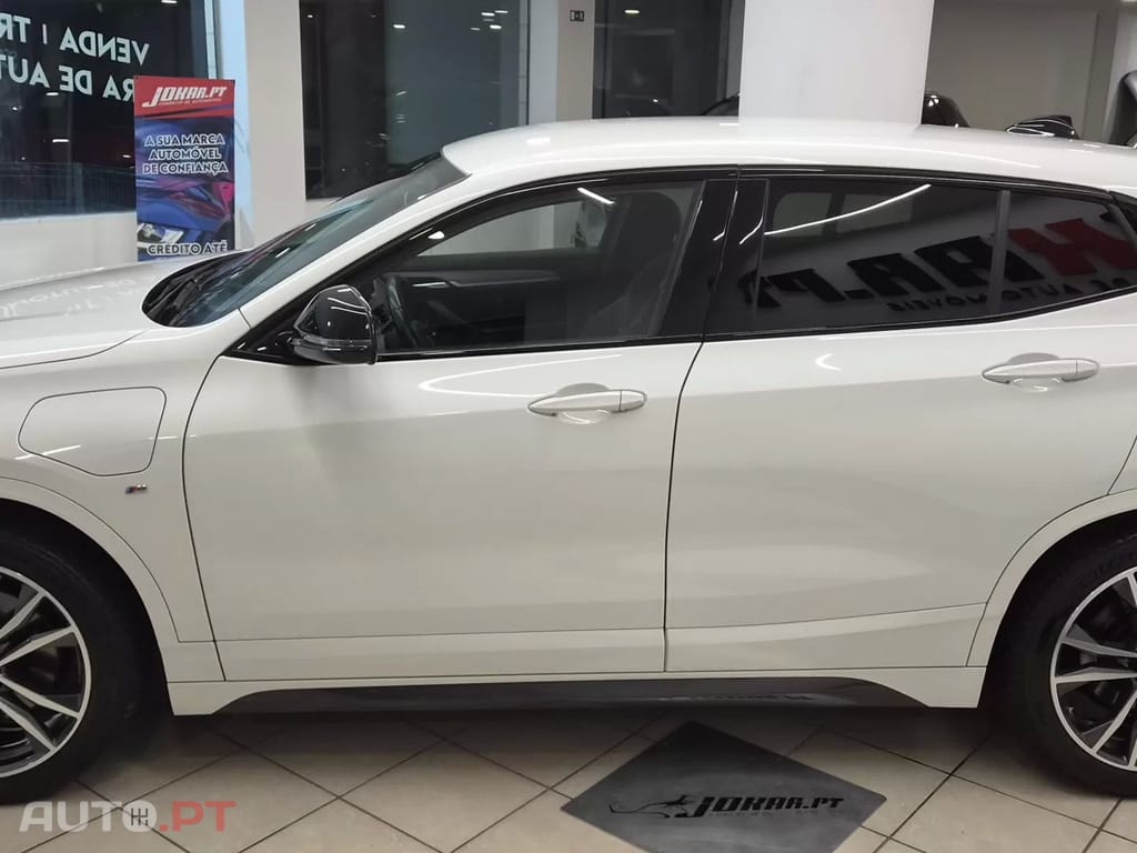 BMW X2 25 e xDrive Pack M