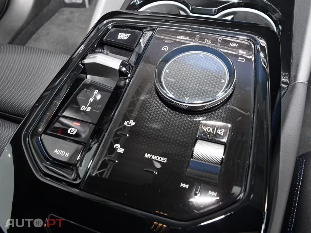 BMW i5 M60 Pro xDrive I.V.A DEDUTIVEL