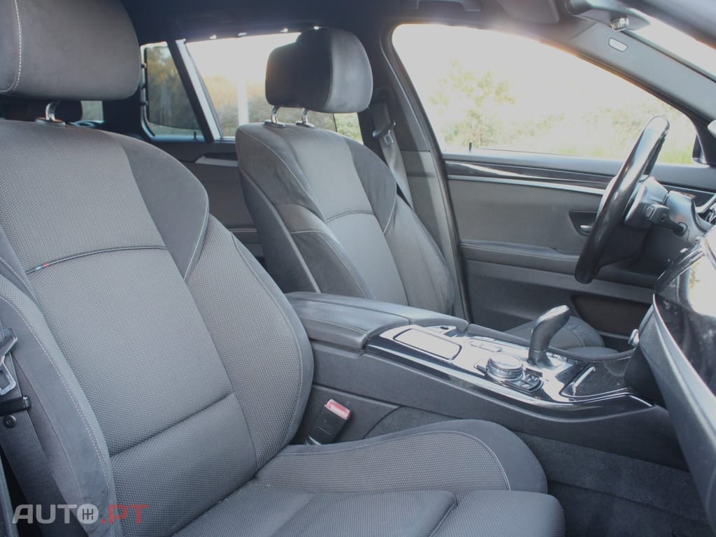 BMW 520 d xDrive Pack M Auto