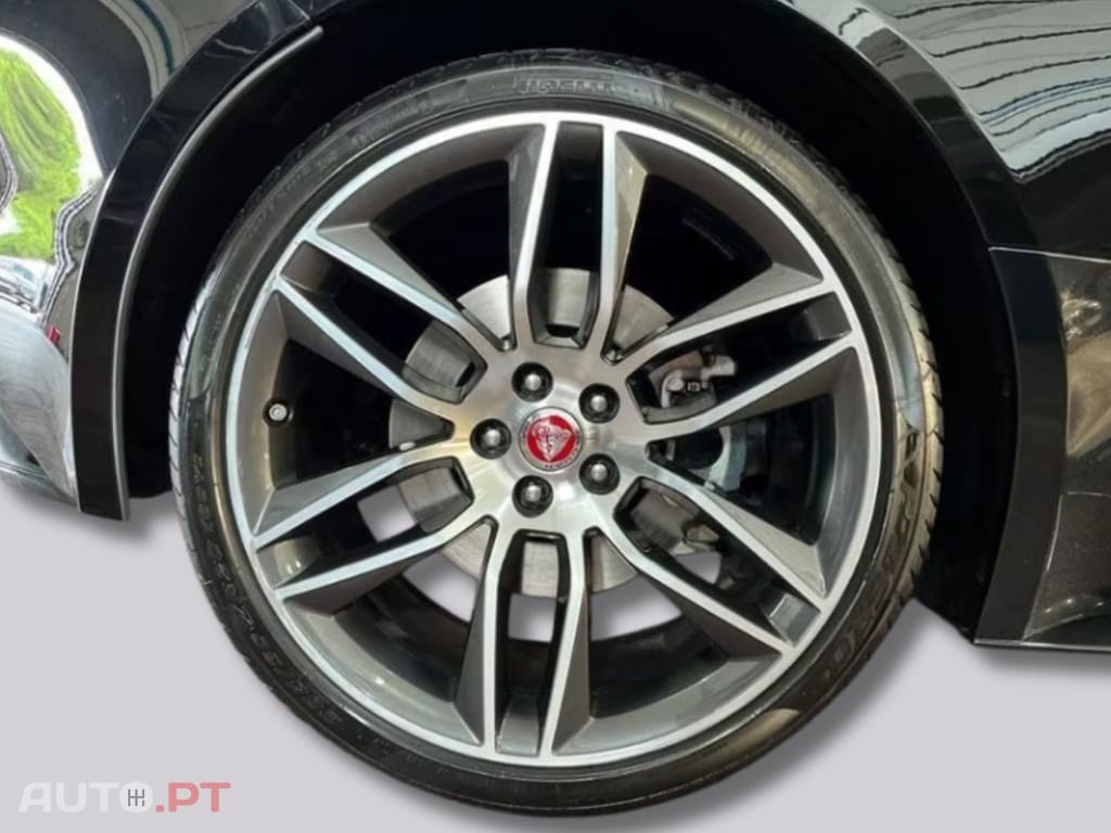 Jaguar F-Type 2.0 i4 R-Dynamic