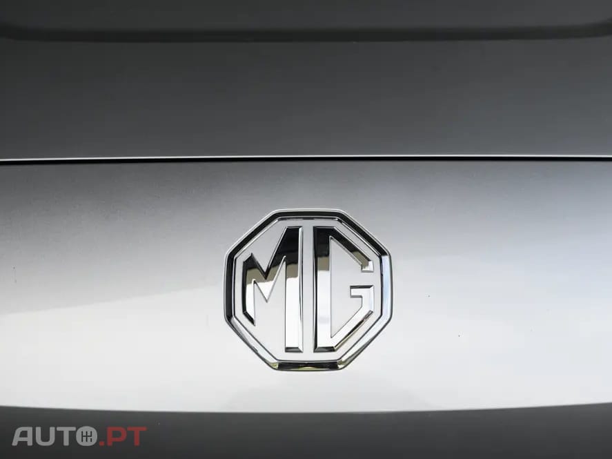 MG MG4 51 kWh Standard