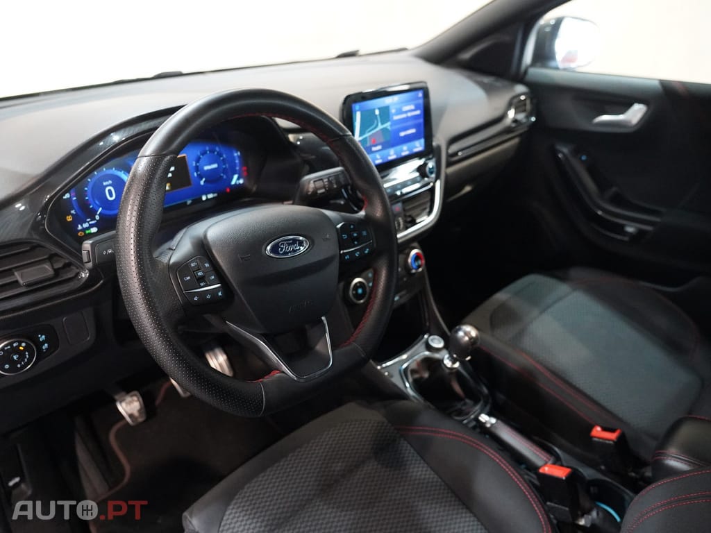 Ford Puma 1.0 EcoBoost mHEV ST-Line