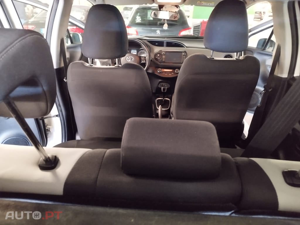 Toyota Yaris 1.5 Hybrid 101 CV