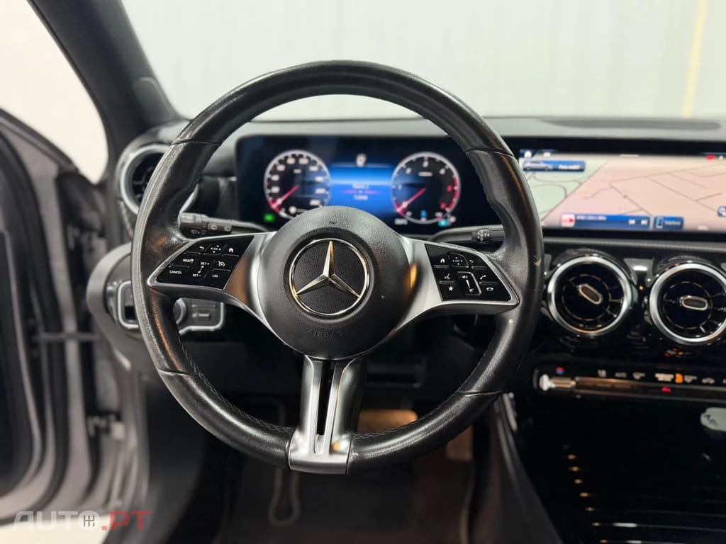 Mercedes-Benz 180 Progressive auto