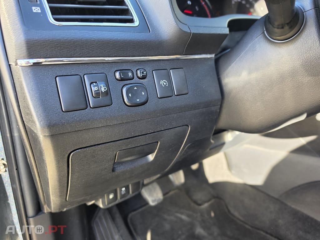 Toyota Avensis 2.0 D-4D Luxury+GPS