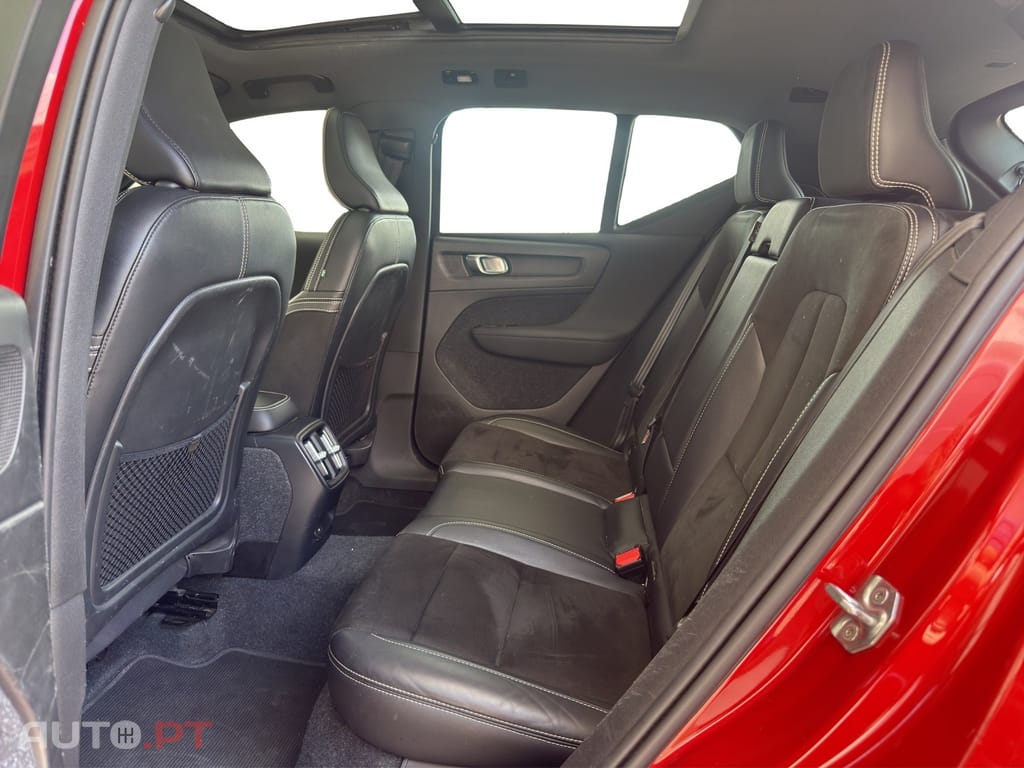 Volvo XC40 Recharge 78 kWh Twin Motor Ultimate