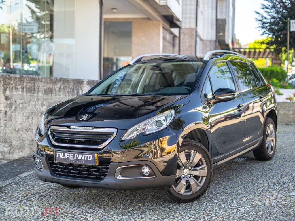 Peugeot 2008 1.2 PureTech Style