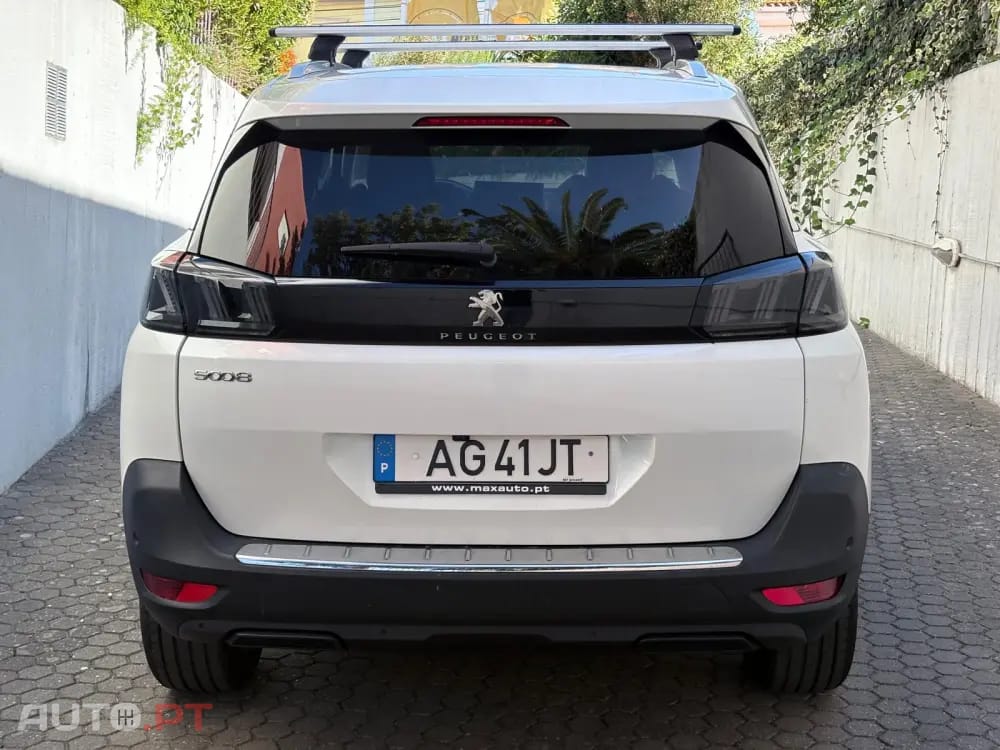 Peugeot 5008 1.2 PureTech Allure EAT8