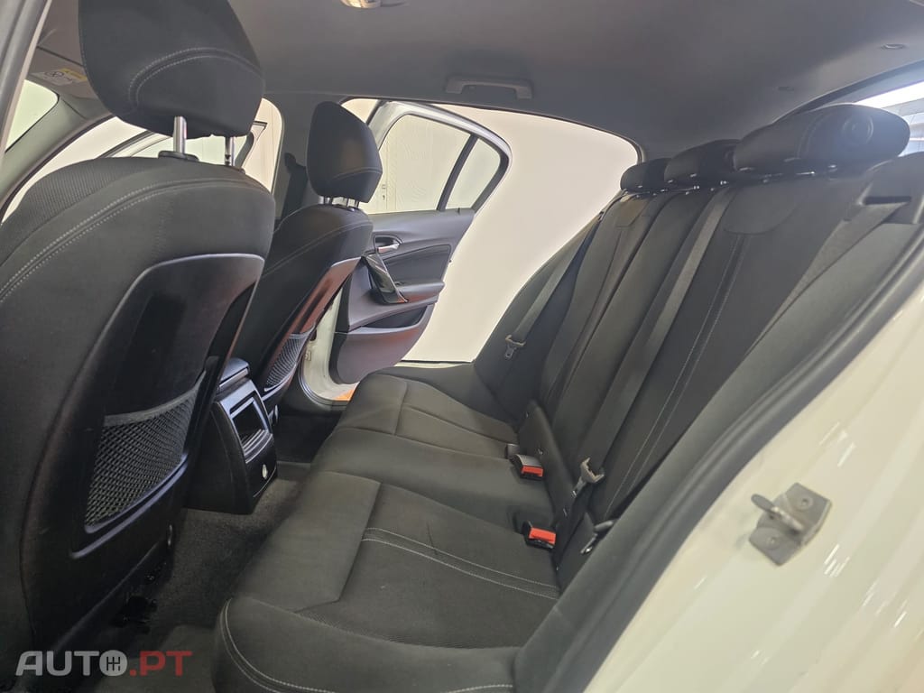 BMW 116 d Advantage Auto