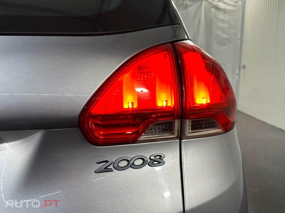 Peugeot 2008 1.6 e-HDi Allure 2-Tronic