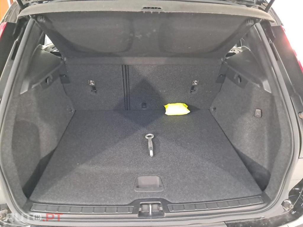 Volvo XC40 1.5 T2 Momentum Core Geartronic