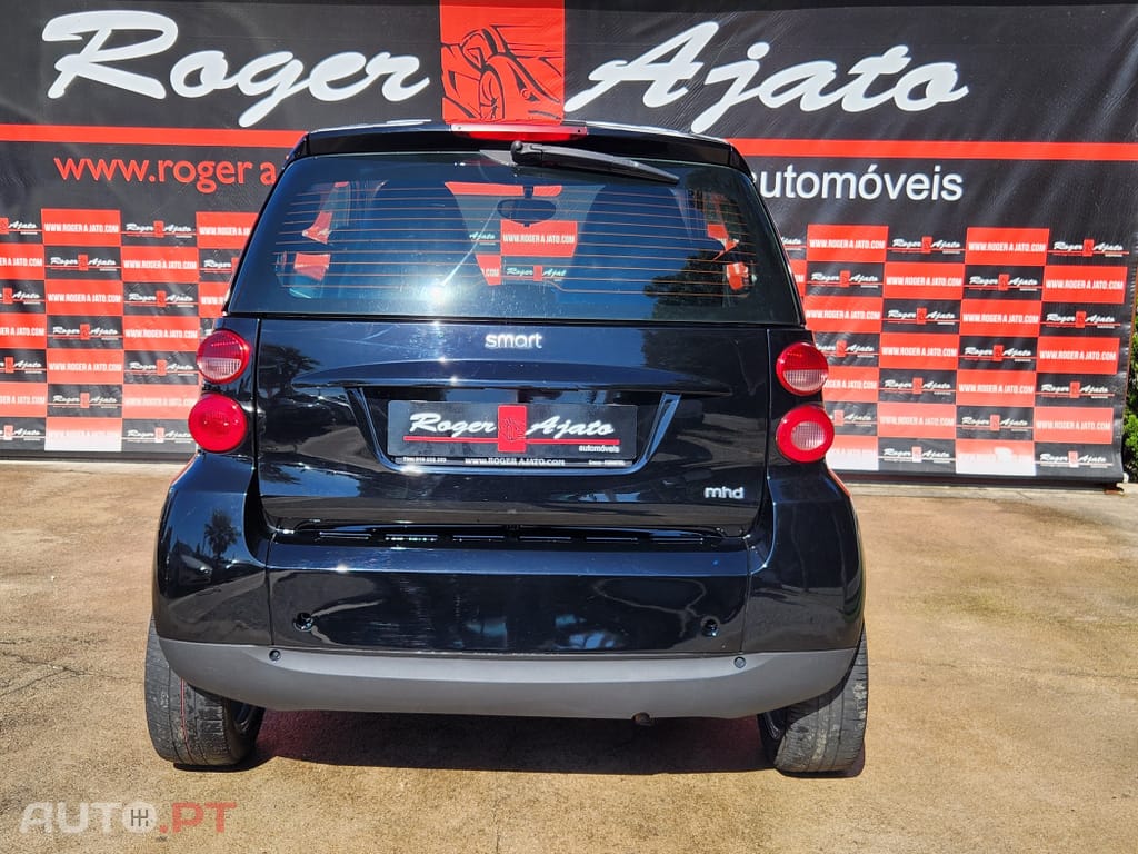 Smart ForTwo Outro