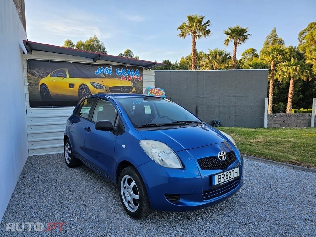 Toyota Yaris 1.0 VVT-i AC