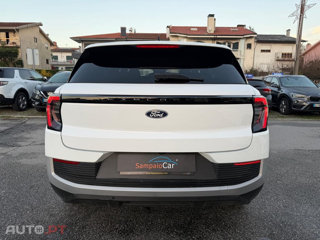 Ford Explorer 77 kWh Select