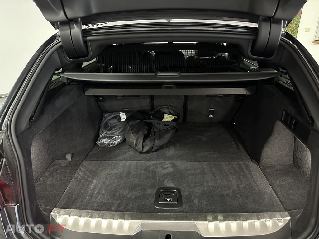 BMW 320 e Corporate Edition Auto