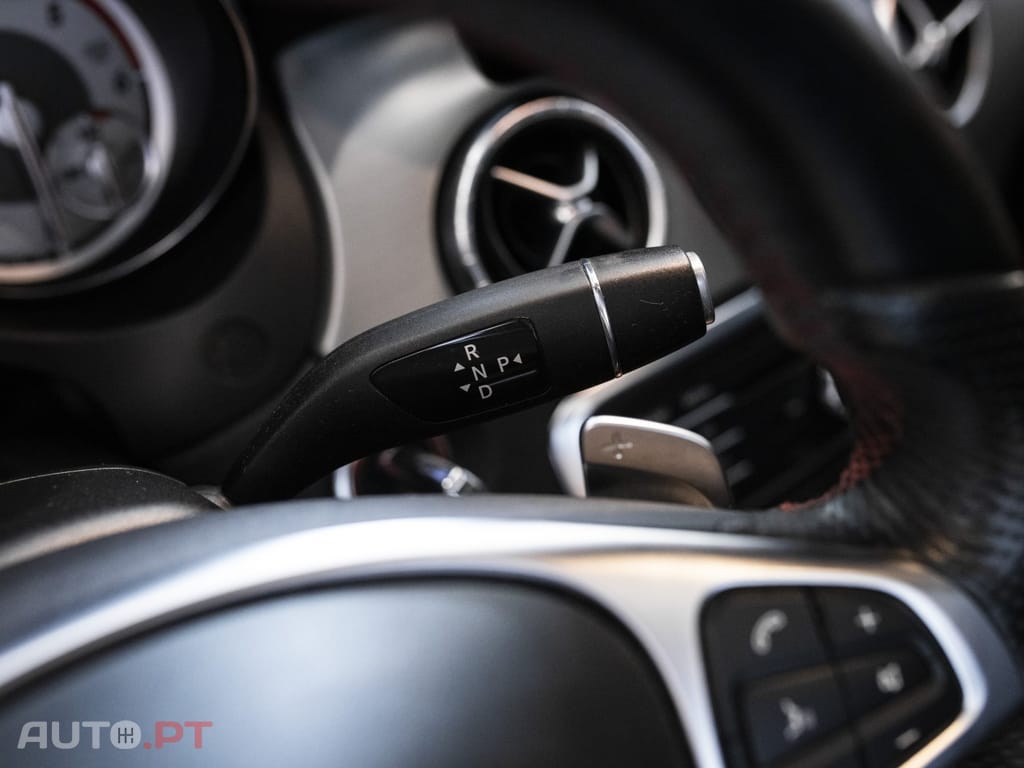 Mercedes-Benz CLA 220 (CDI) d 7G-DCT Orange Art Edition