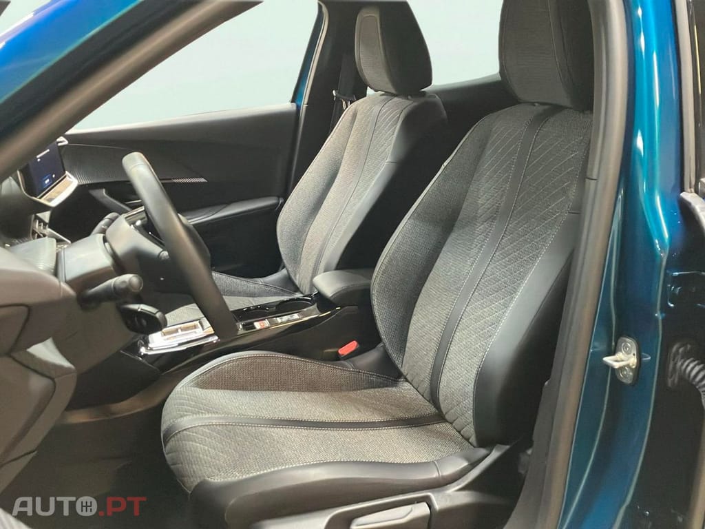 Peugeot E-2008 54 kWh Allure