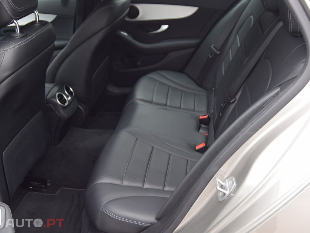 Mercedes-Benz C 300 de Avantgarde