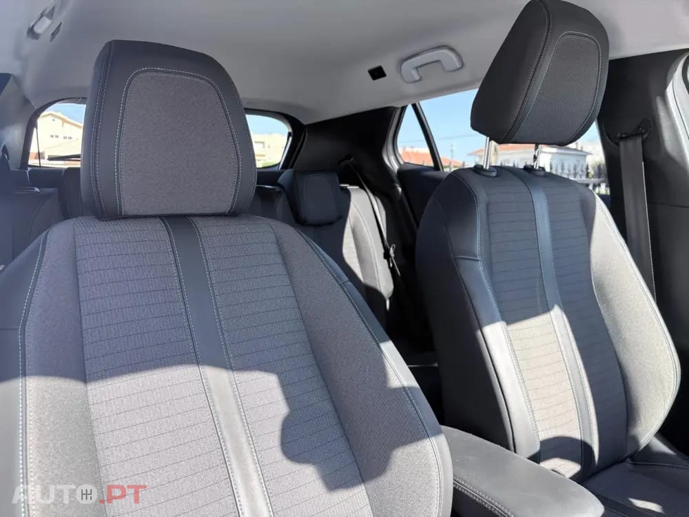 Peugeot 2008 1.2 PureTech Allure