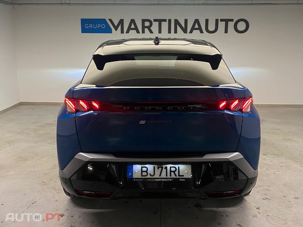 Peugeot E-3008 73 kWh GT