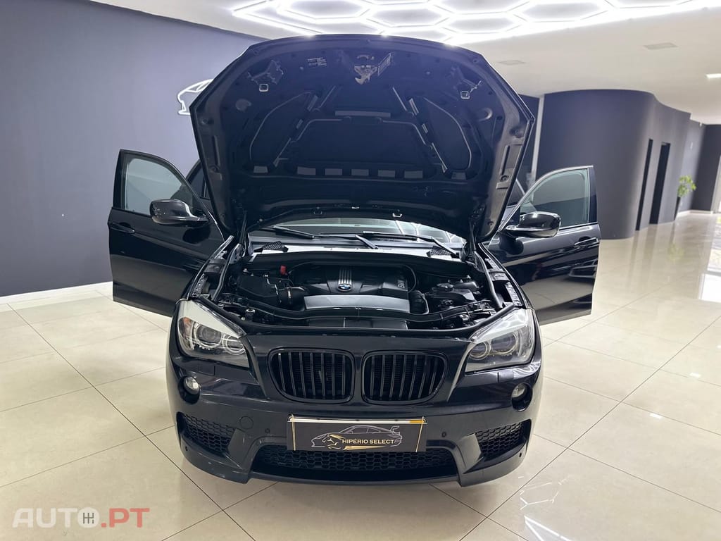BMW X1 18 d sDrive Pack M