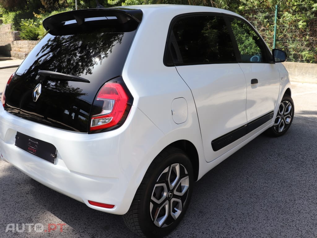 Renault Twingo 1.0 Zen - Black & White