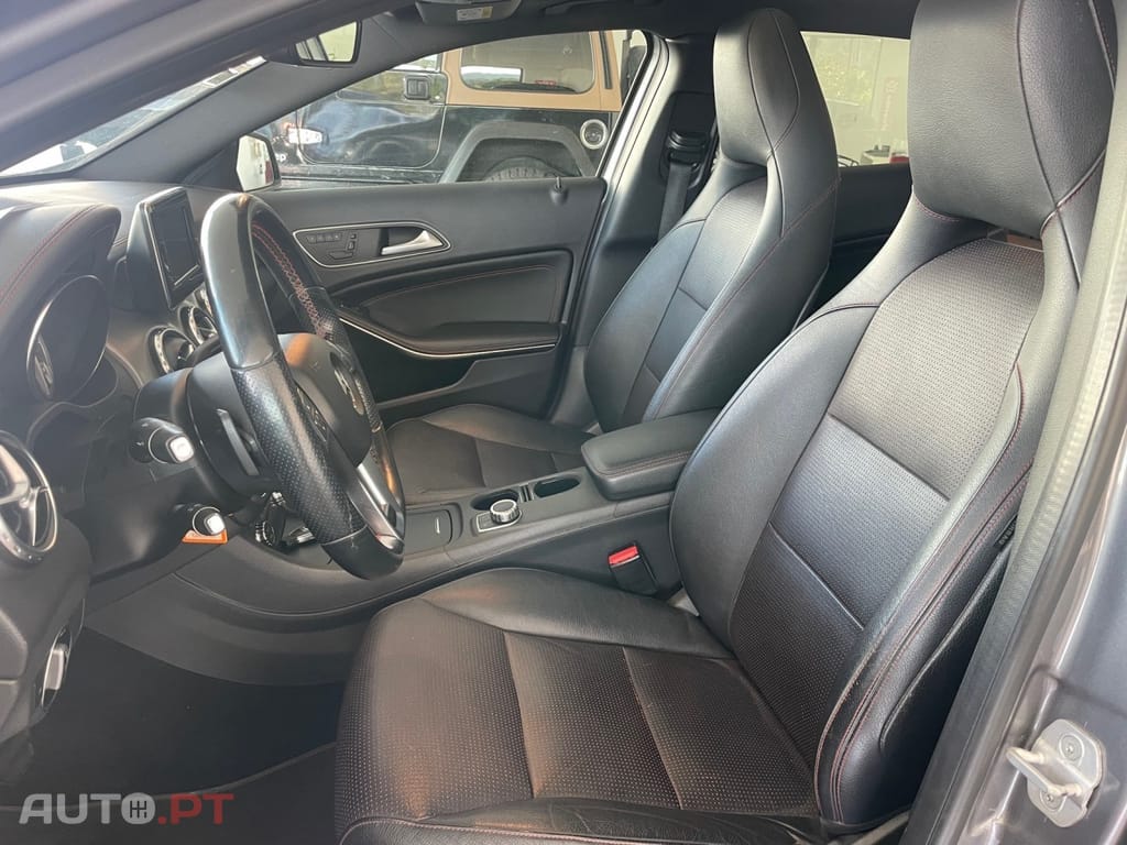 Mercedes-Benz GLA 220 CDI 4Matic 7G-DCT AMG Line