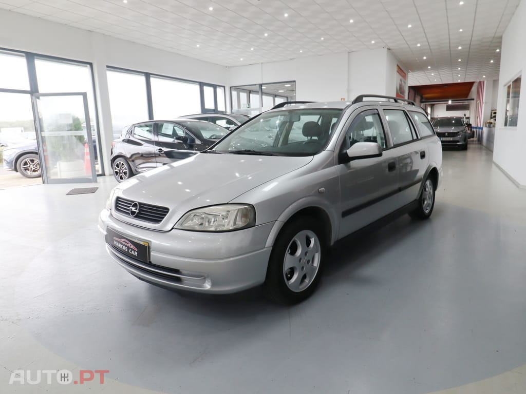 Opel Astra Caravan 1.2 Club
